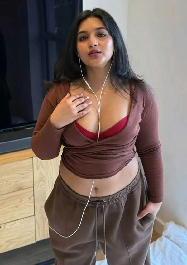 Chanakyapuri Escorts