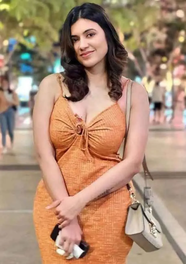 Anushka Gupta Escorts Service